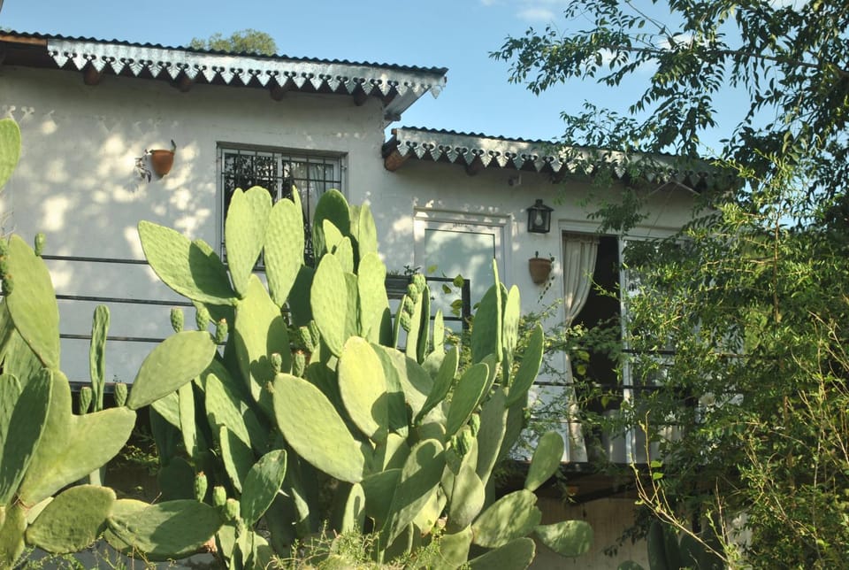 Cabaña "Bienestar" vista a las sierras, cerca del rio en La Serranita Apartment in Cordoba Province