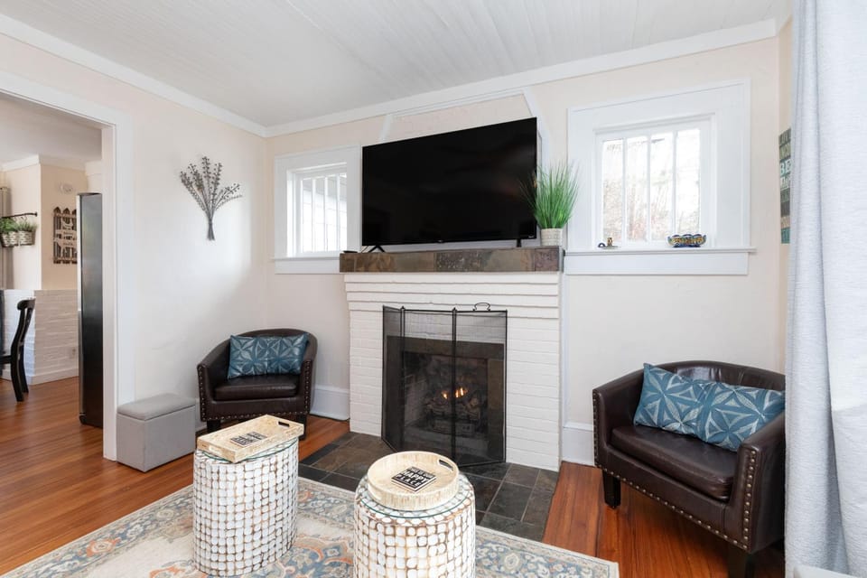 Living room, flat iron