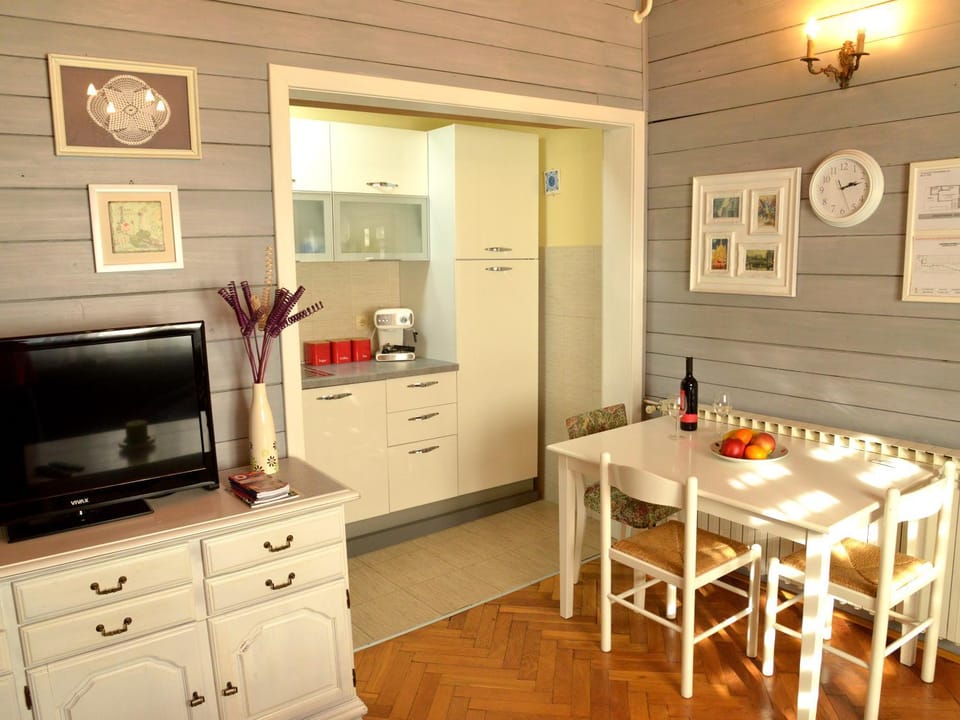 TV and multimedia, kitchen