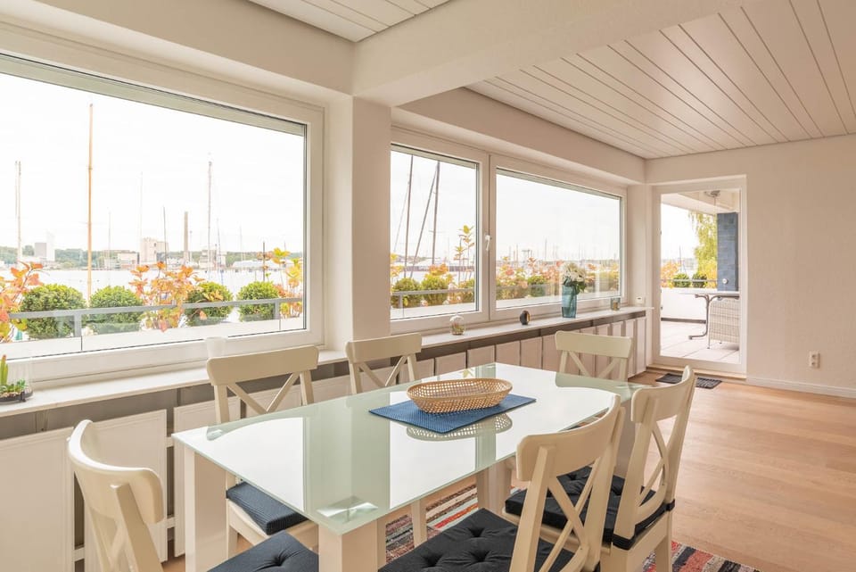 Dining area, Sea view