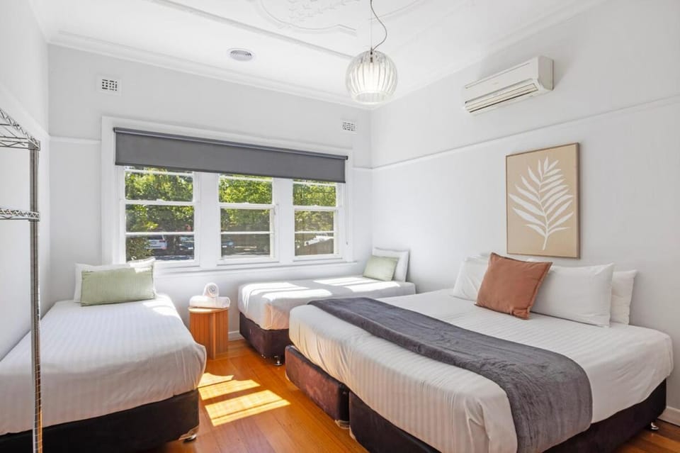 Bendigo Signature Accommodation on Hargreaves House in Bendigo