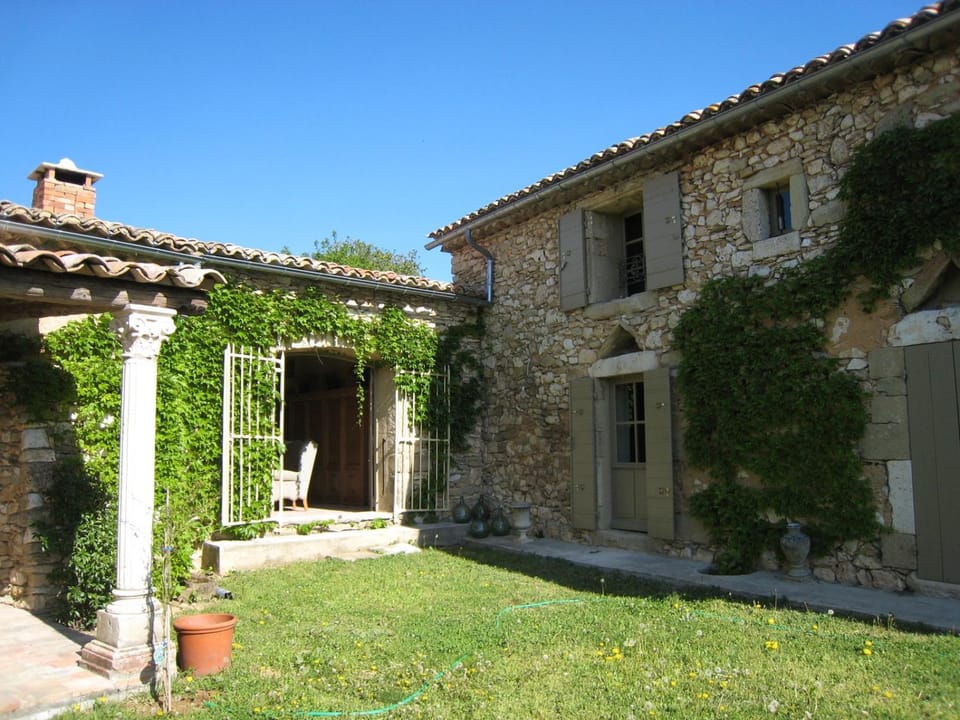 Mas du Moutet Bed and Breakfast in Provence