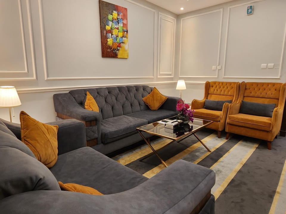 Decorative detail, Seating area