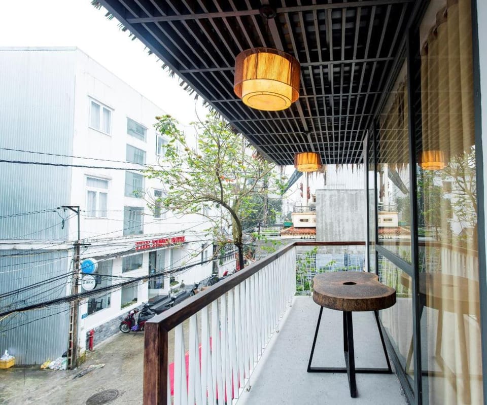 View (from property/room), Balcony/Terrace