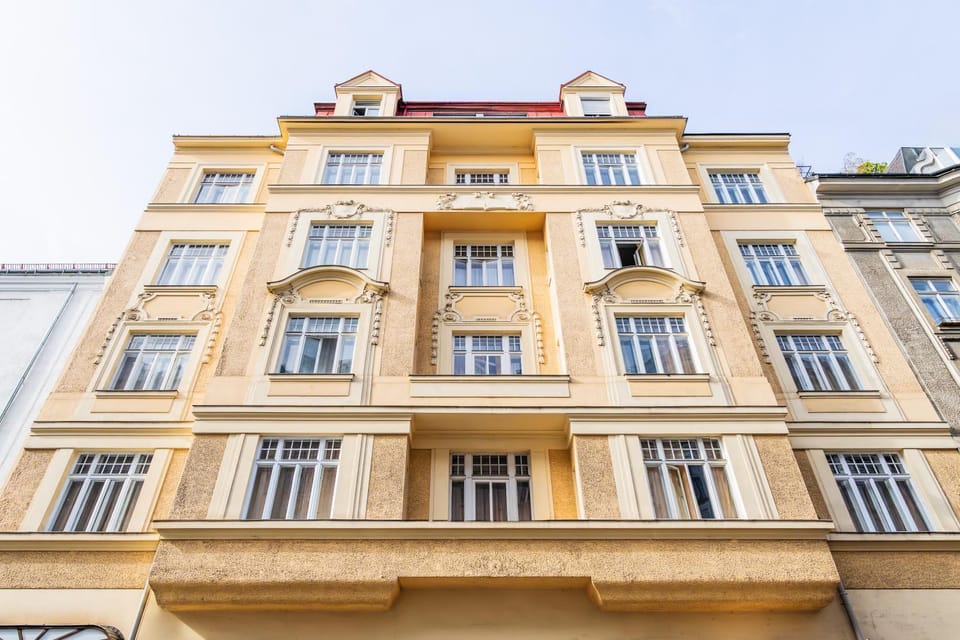 Property building, Day