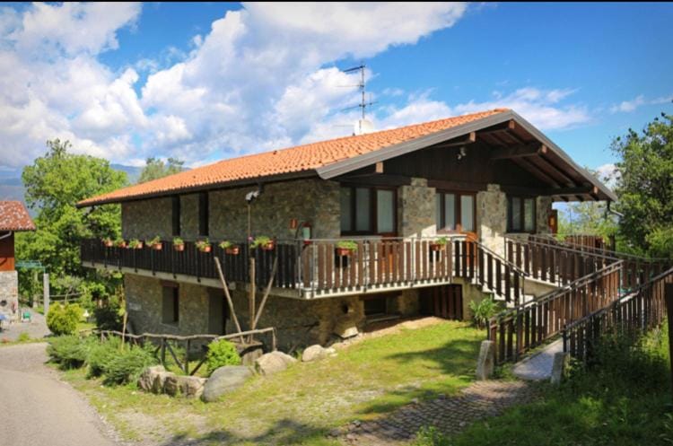 Agriturismo Tschang Wilma Farm Stay in Canton of Ticino