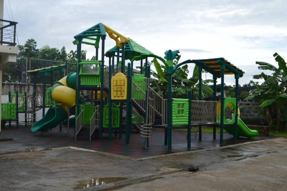 Day, Children play ground