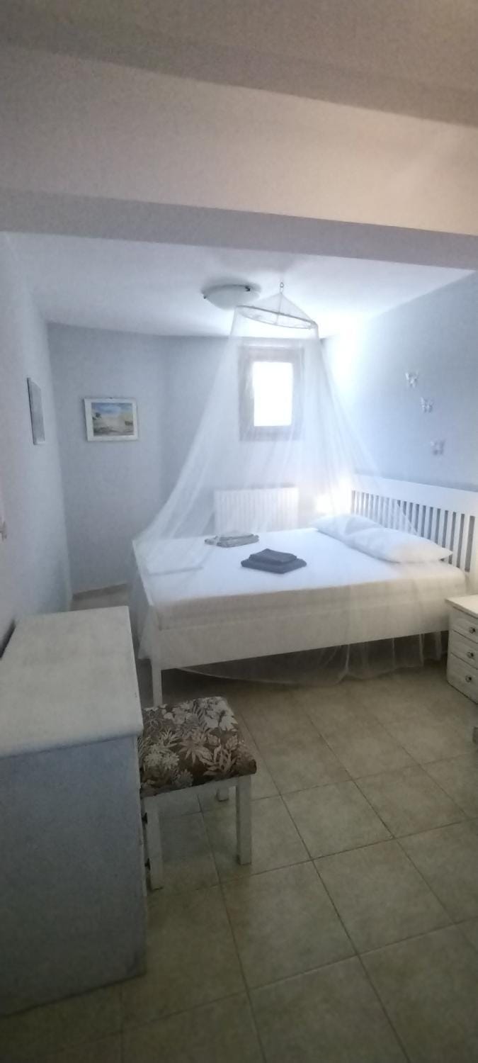 Christie's ground floor apartment by the sea House in Magnesia Prefecture, Greece