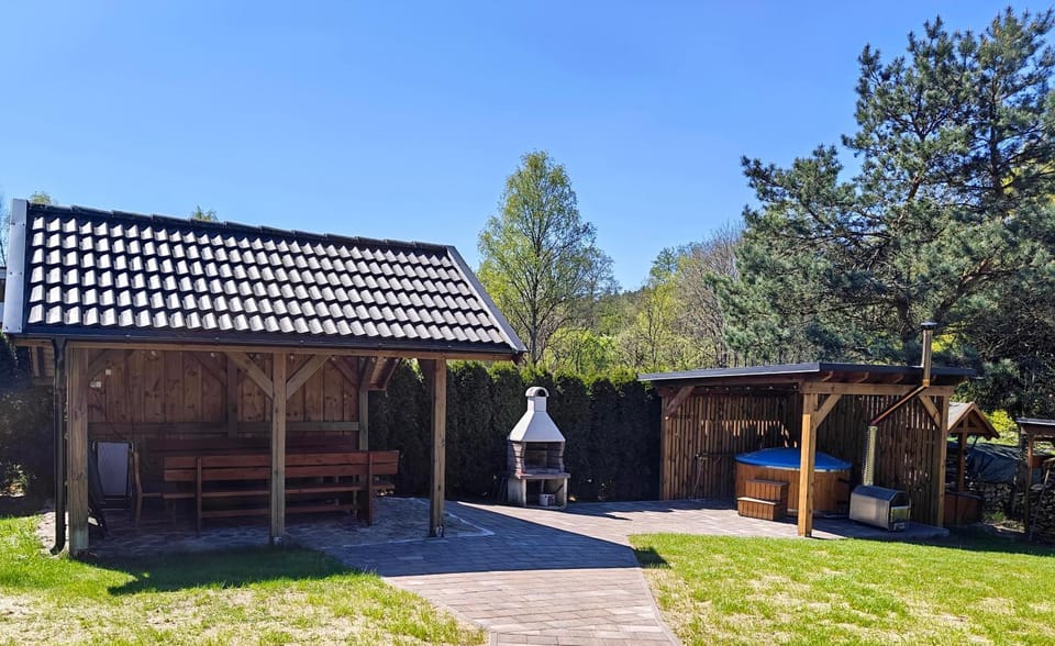 Kaszubskie Zacisze 2 dom nad jeziorem, sauna, balia ogrodowa Villa in Pomeranian Voivodeship