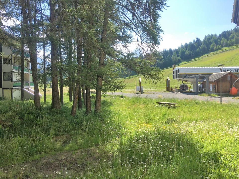 Patio, Spring, Natural landscape, Garden view, Mountain view