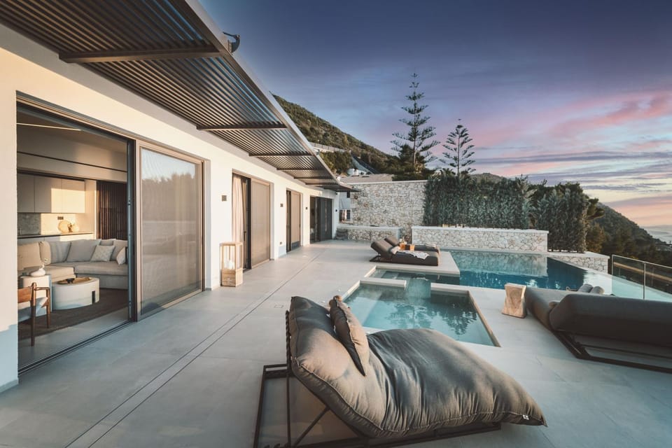 Property building, Swimming pool
