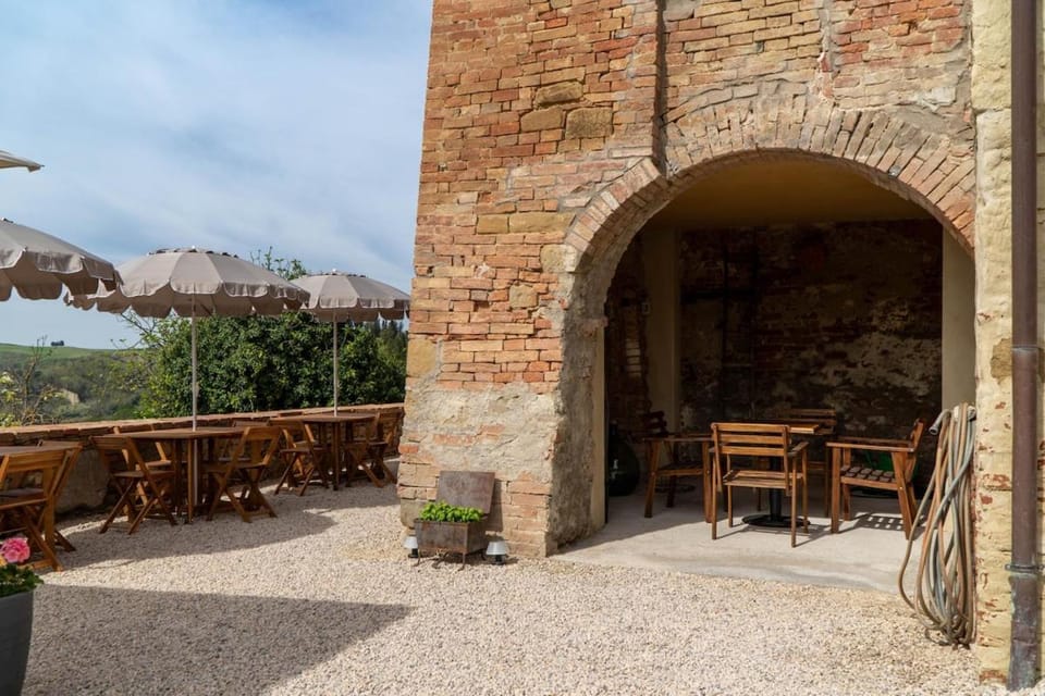 TRUFFLE'N'BED Bed and Breakfast in Tuscany