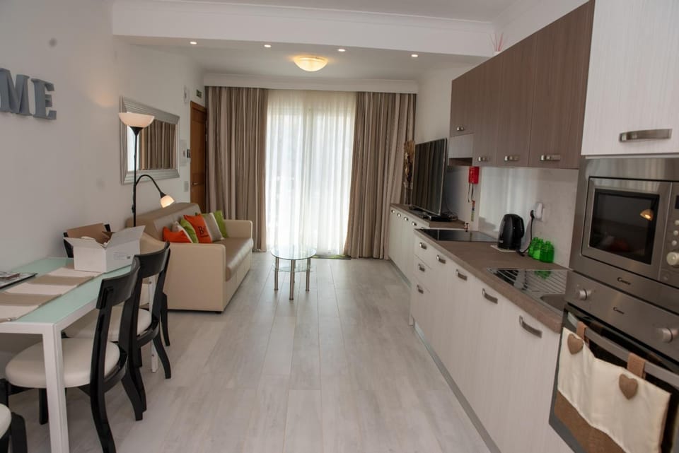 B & S Accommodation Sea View Apartment Marsascala, Malta Apartment in Marsaskala