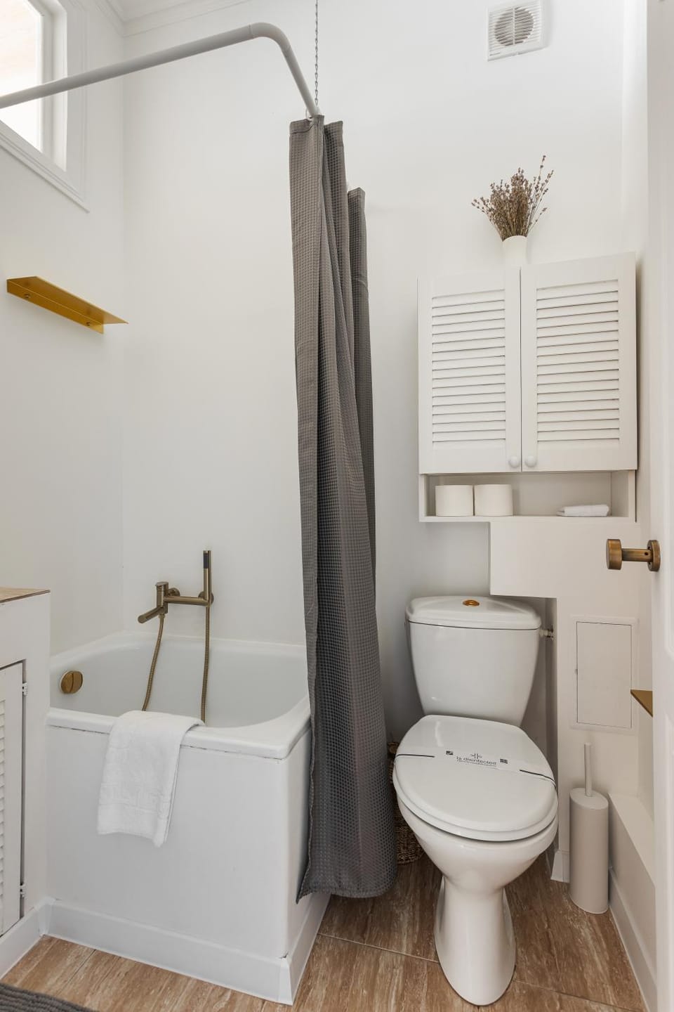 Shower, Toilet, Bath