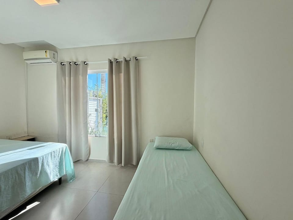 Residencial em Bombinhas: Conforto e Tranquilidade Próximo da Praia House in Bombinhas