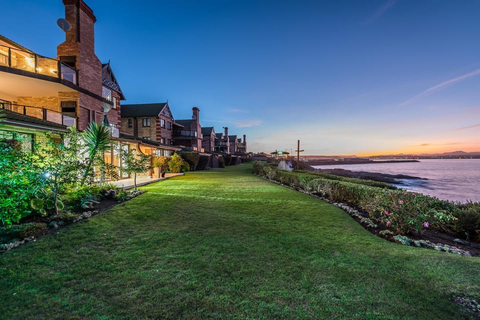 Property building, Garden, Sea view, Sunset