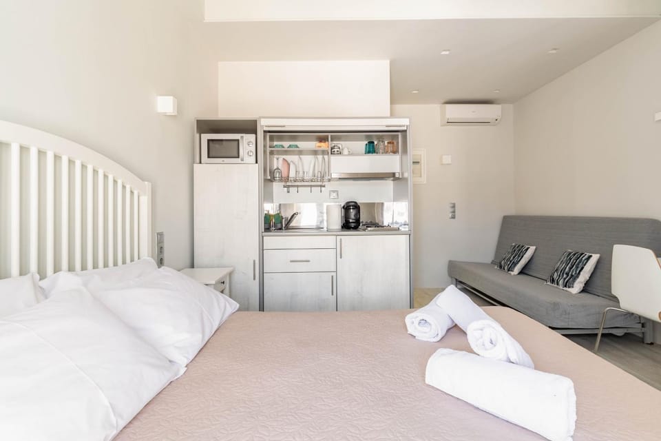 Kitchen or kitchenette, Photo of the whole room