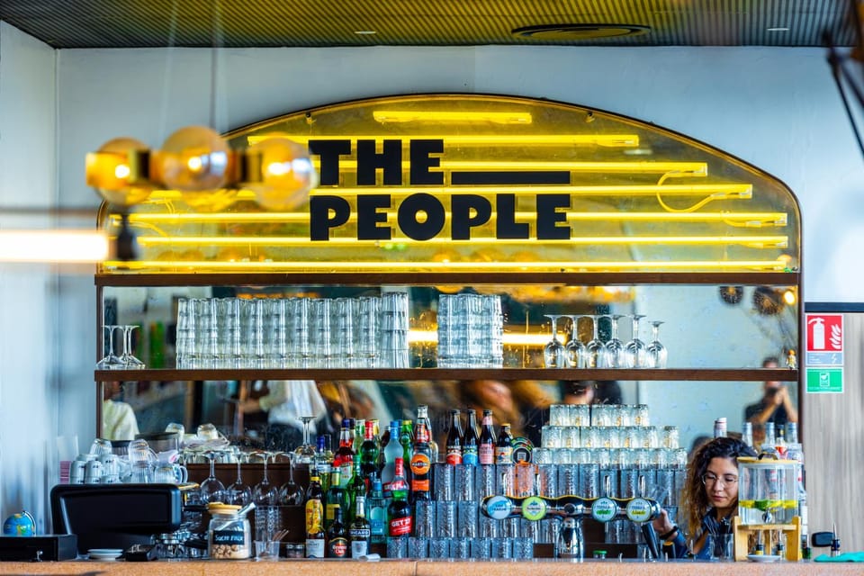 Lounge or bar, Breakfast, Drinks