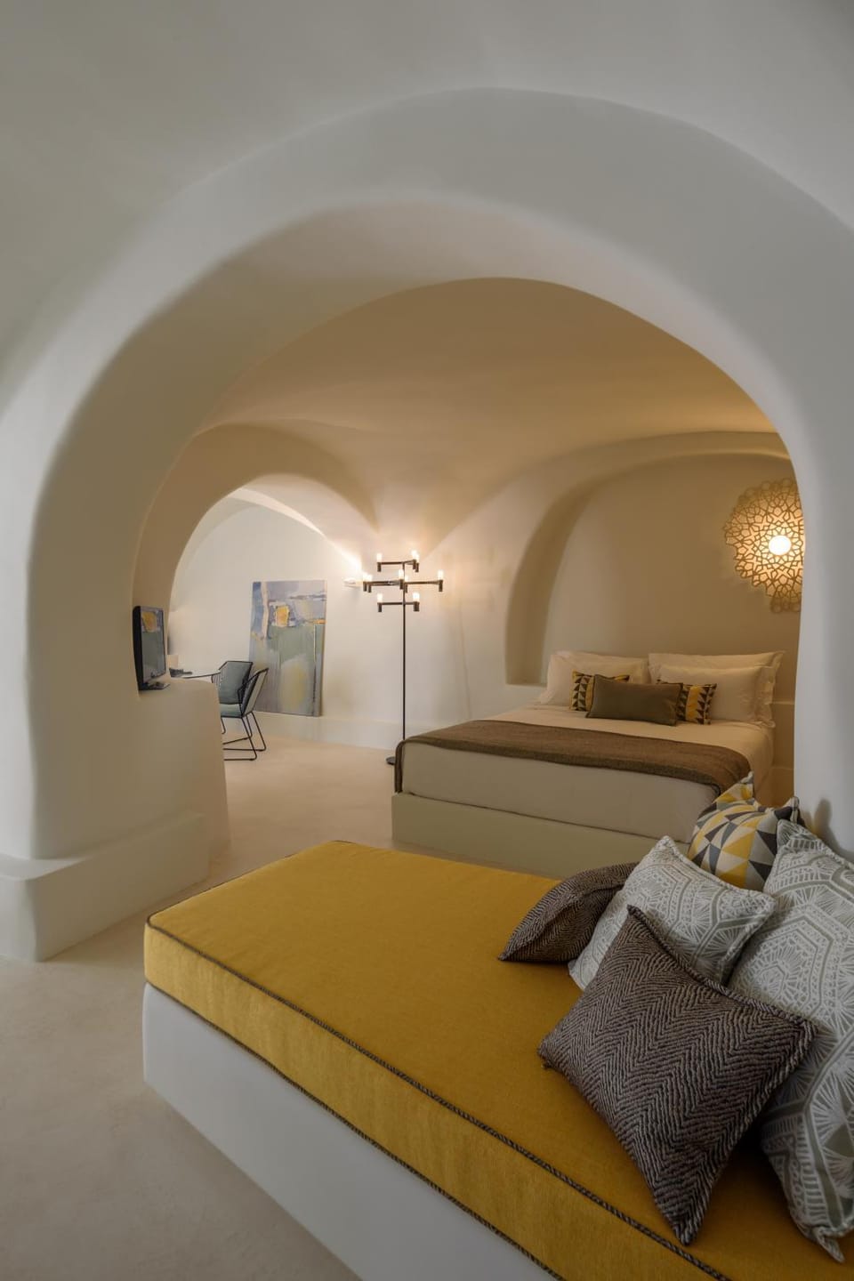 Bed, Photo of the whole room, Dining area, Bedroom