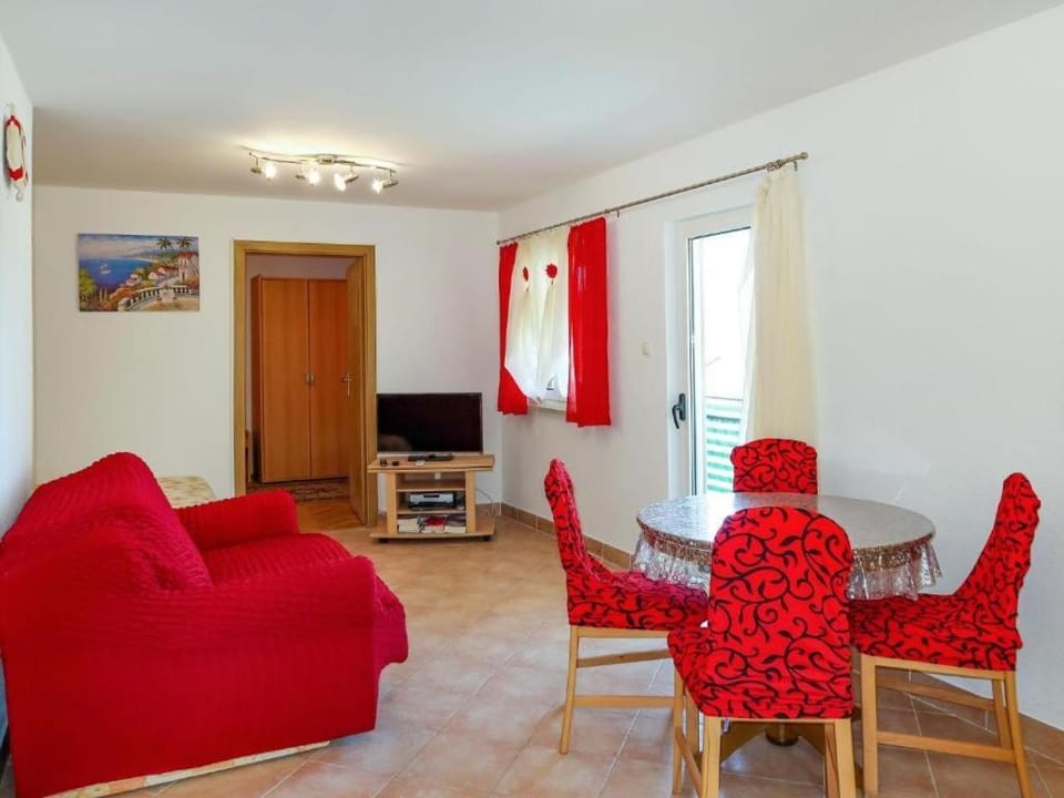 Balcony/Terrace, Dining area, air conditioner
