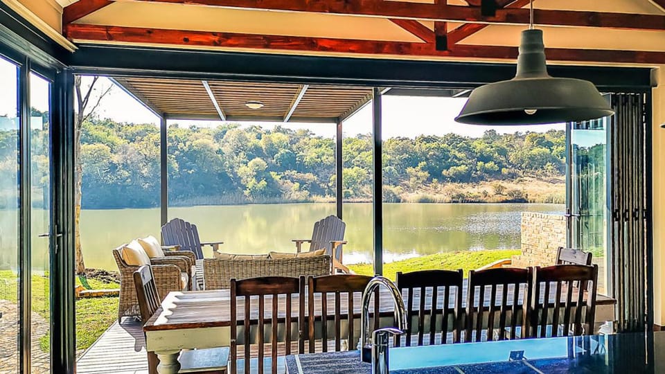 Lodge @ Bankenkloof Private Game Reserve Chalet in Gauteng