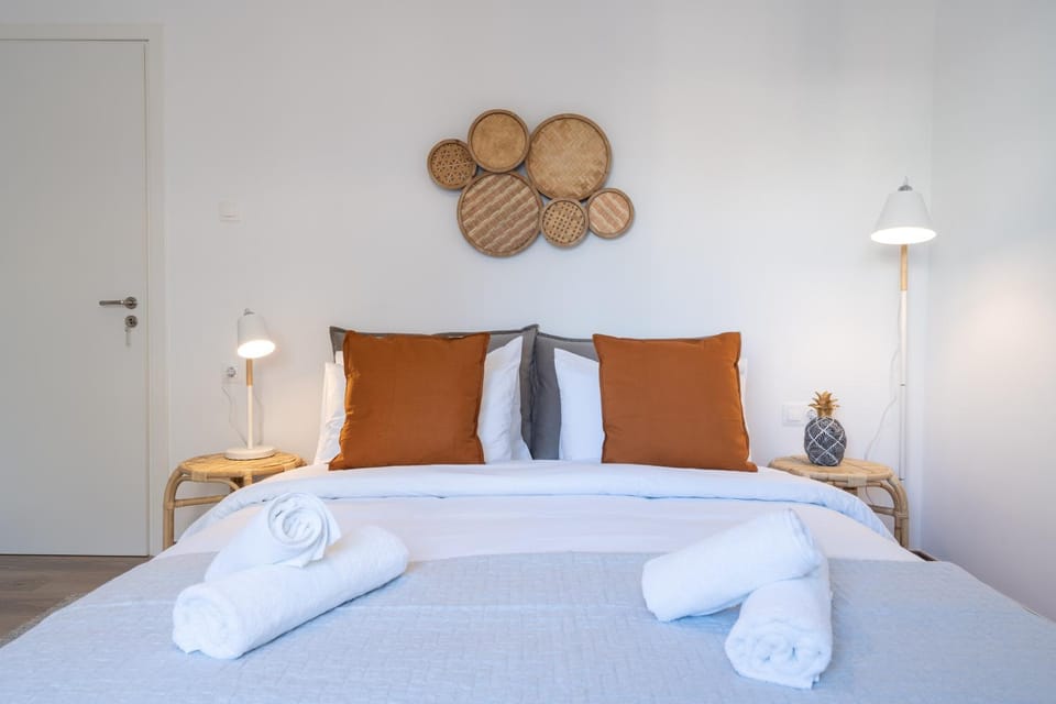 Bed, Decorative detail, Bedroom