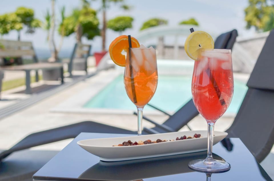 Food and drinks, Alcoholic drinks