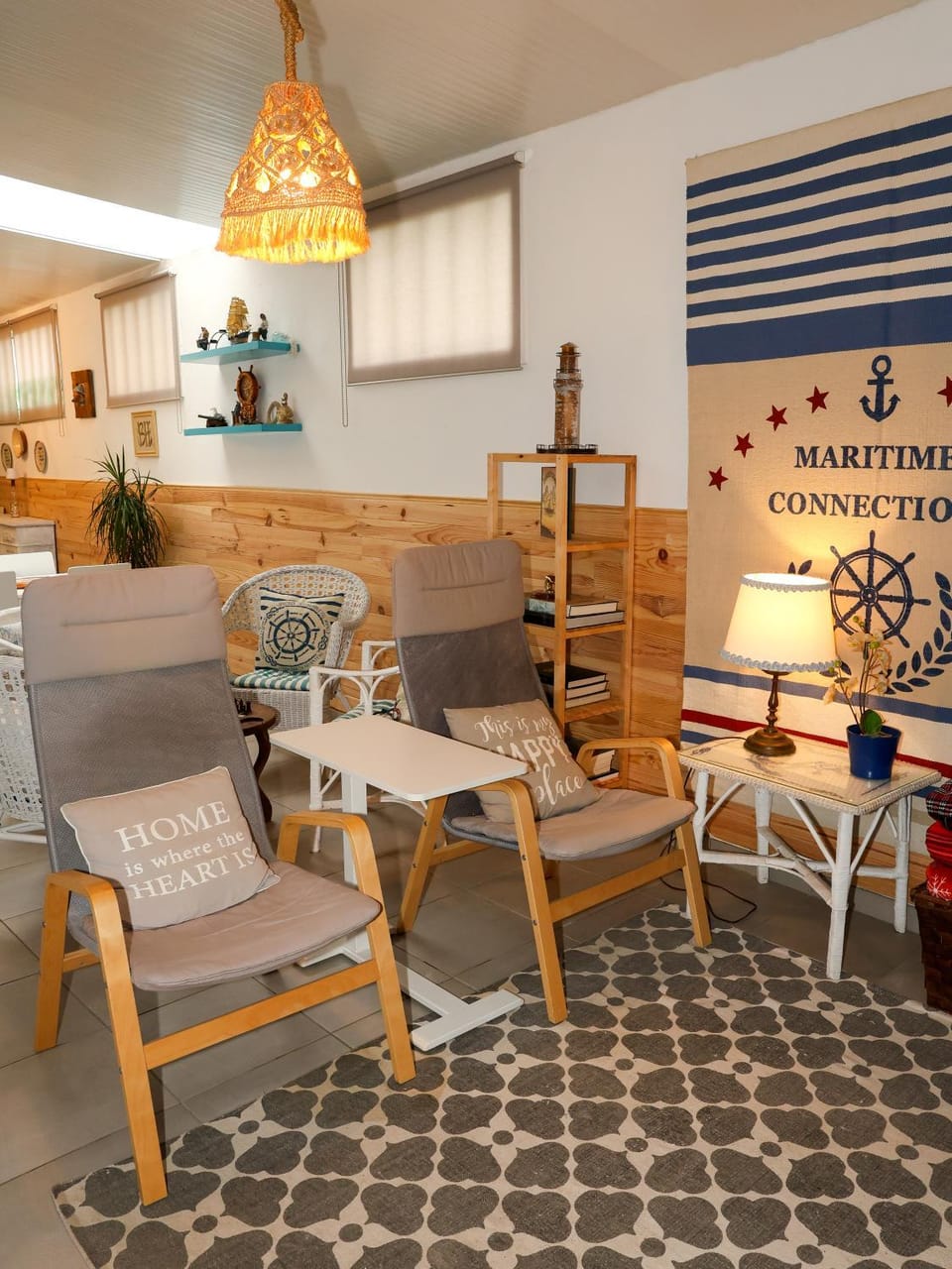 Communal lounge/ TV room, Game Room, Living room, Seating area, Dining area