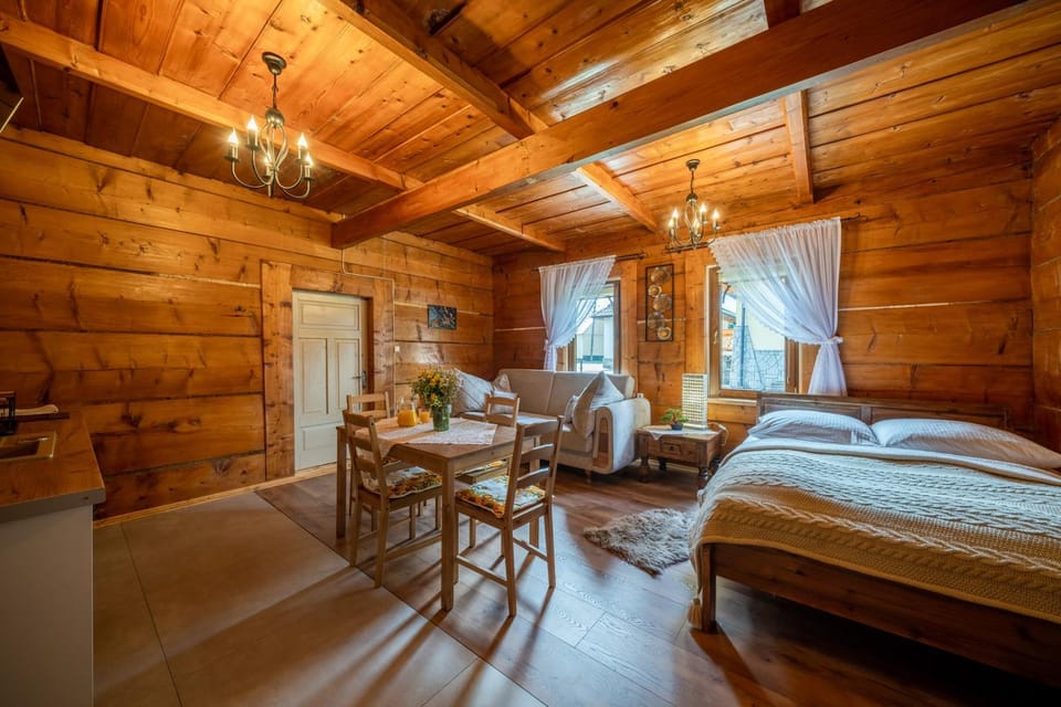 Bed, Living room, Seating area