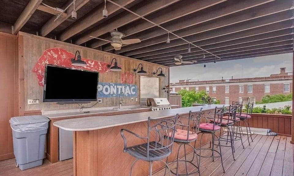 Sky Suite at 300 Drayton House in Savannah