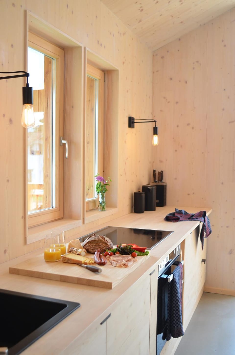 Kitchen or kitchenette, kitchen
