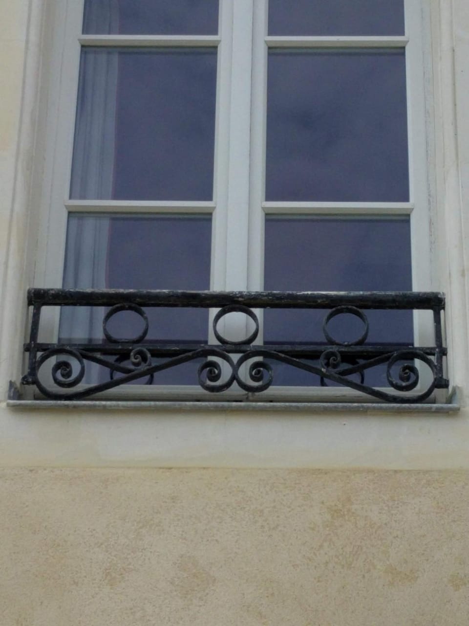 Balcony/Terrace, Street view