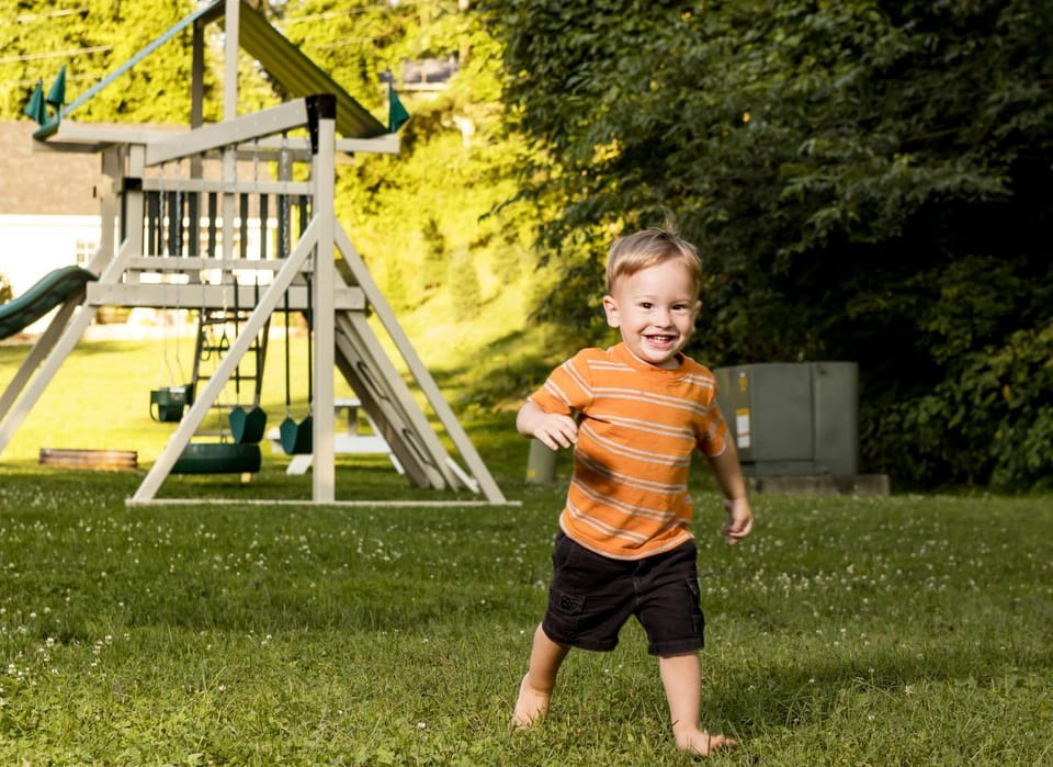 White Pine . Trailside Lodging House in Millersburg