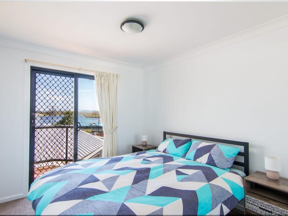 Bed, View (from property/room), Balcony/Terrace, Bedroom