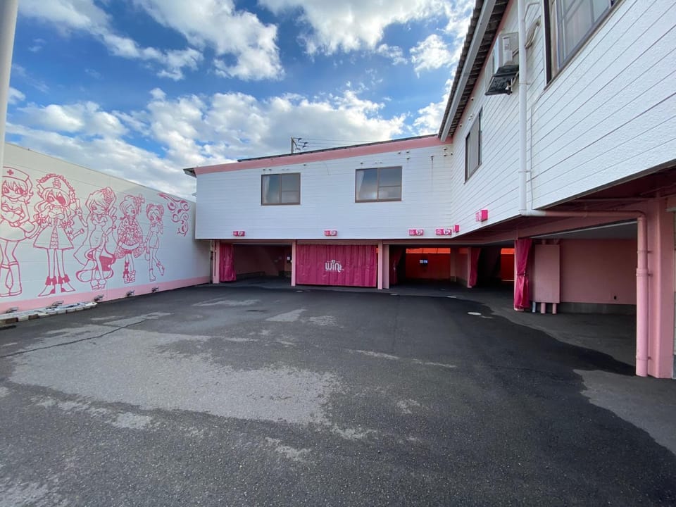 Property building, Day, Parking