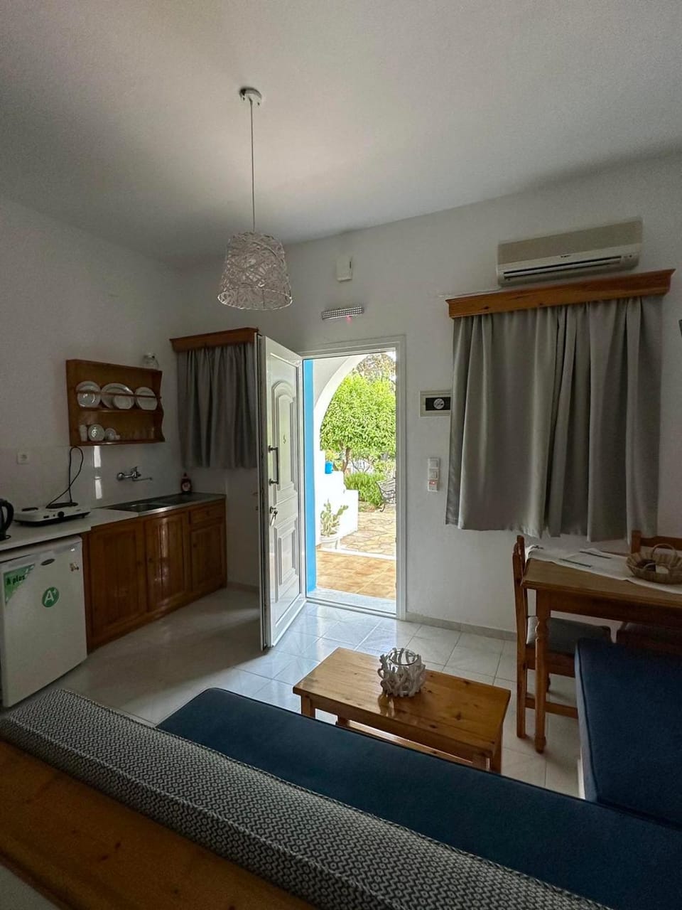 EFFIE'S STUDIOS Apartment hotel in Decentralized Administration of the Aegean