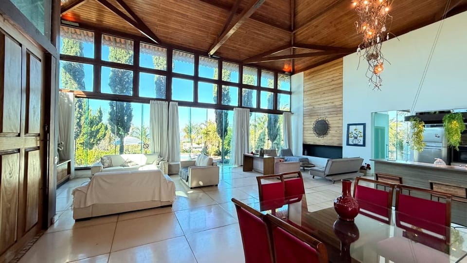 Living room, Dining area, fireplace