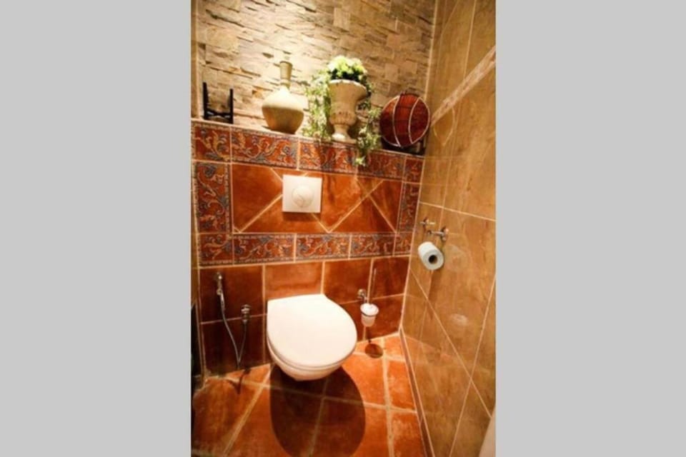 Grand appartement pour 4 personnes/ Cours Lieutaud Apartment in Marseille