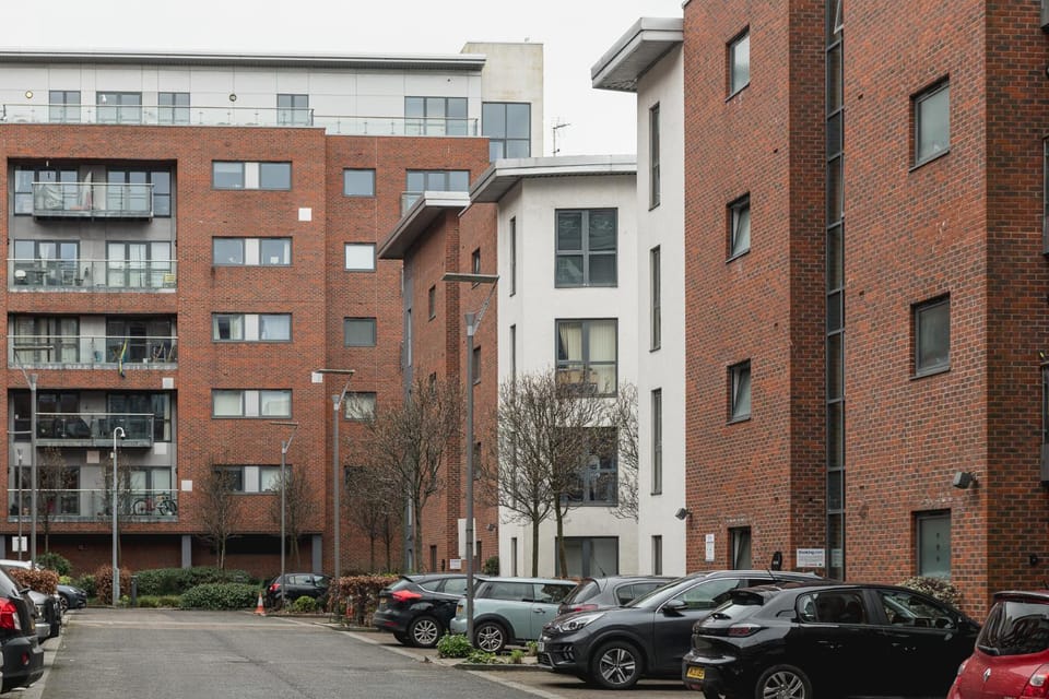 Property building, Day, Street view