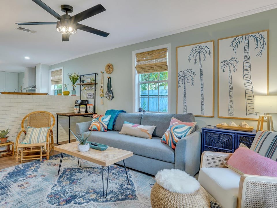 Salt Palms Cottage House in Tybee Island