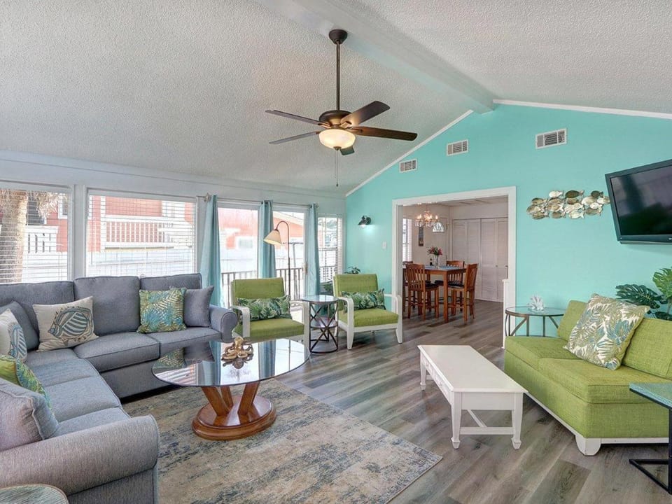 Sea Oats Cottage House in Tybee Island