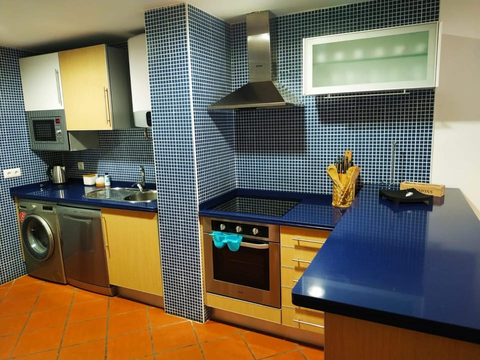 Ocean Breeze - Terrace Pools Apartment in Faro District