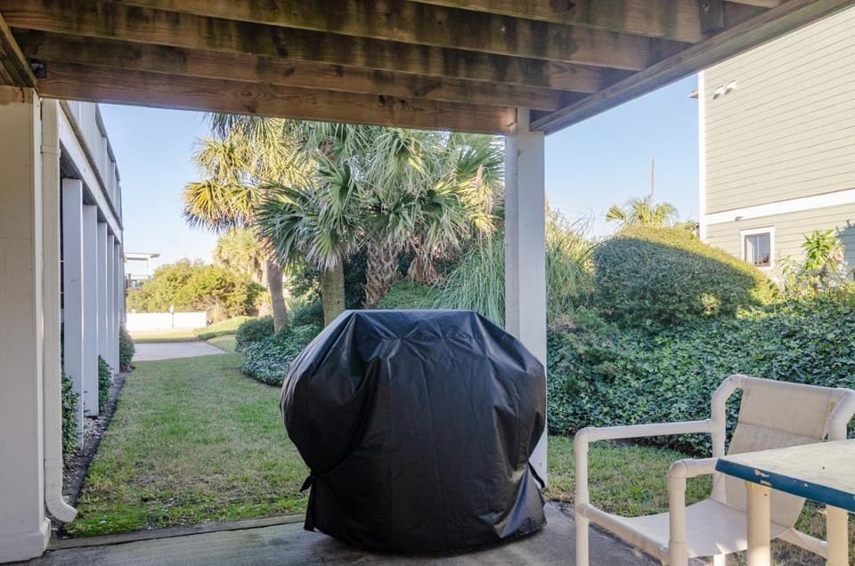 Place Cottage by Bryant Real Estate House in Wrightsville Beach