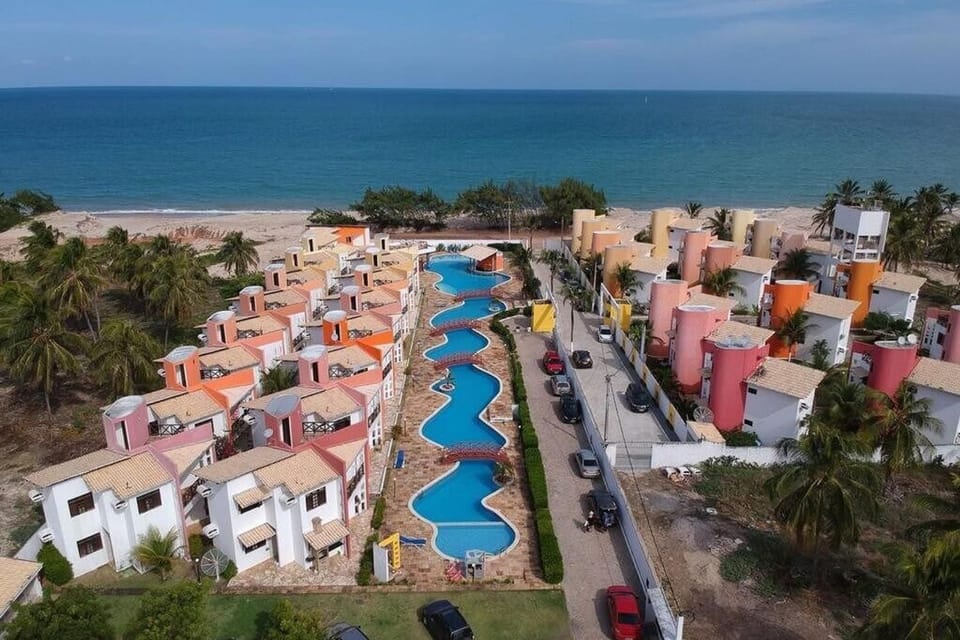 Property building, Bird's eye view, Swimming pool