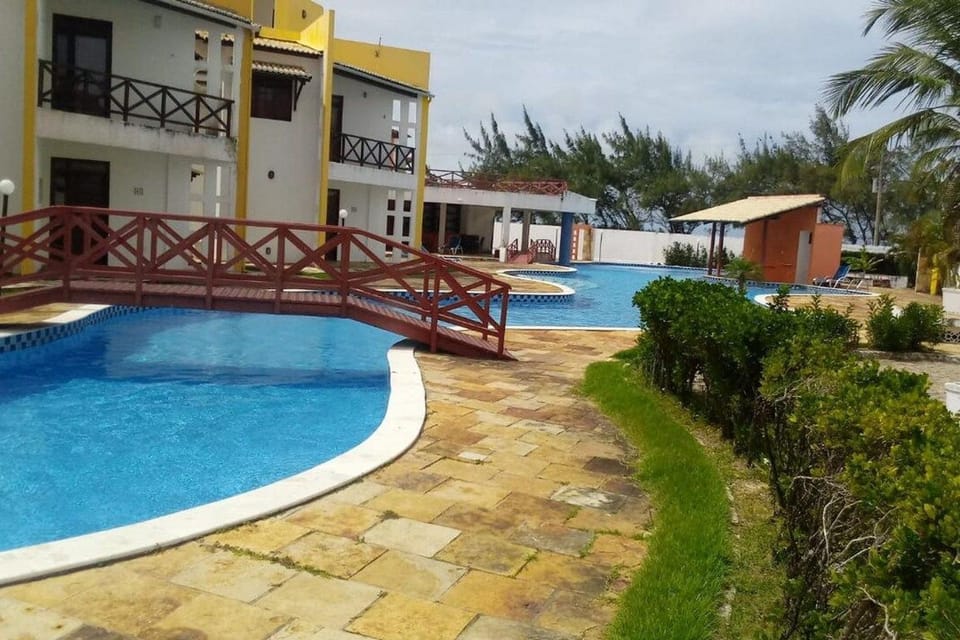 Swimming pool, Swimming pool