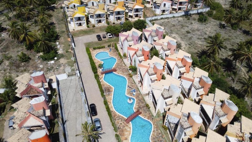 Bird's eye view, Swimming pool