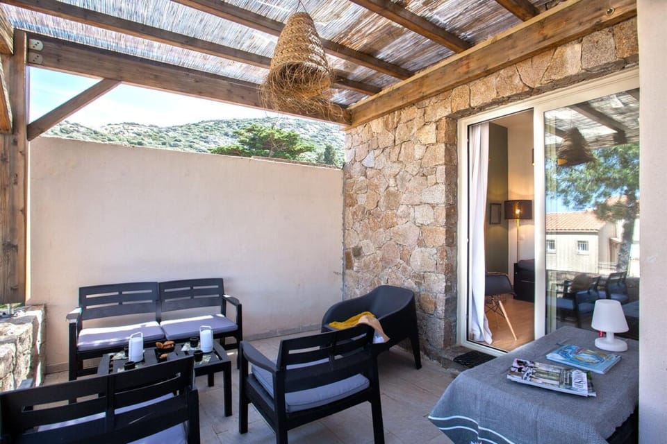 Les Lauriers Roses Apartment in Lumio
