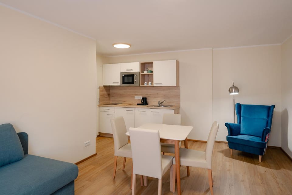 Living room, Photo of the whole room, kitchen
