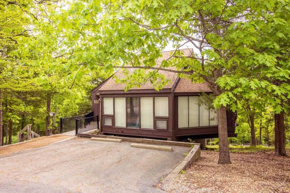 Unit 102 - Treeloft 3 Bedroom Villa House in Village Four Seasons