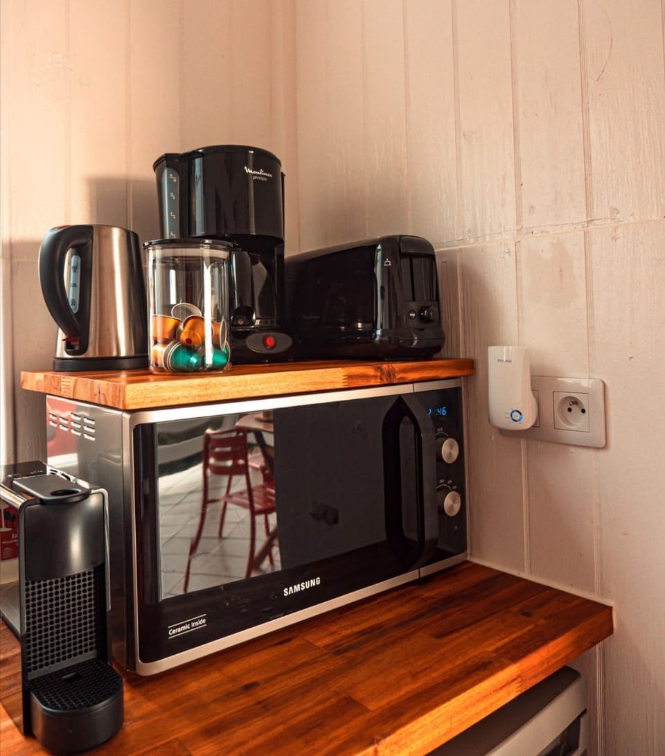 Coffee/tea facilities